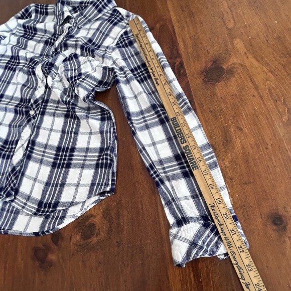 RAILS Navy Blue White PLAID Flannel Button Up SHIRT S Outdoor Casual Hiking - Picture 7 of 12